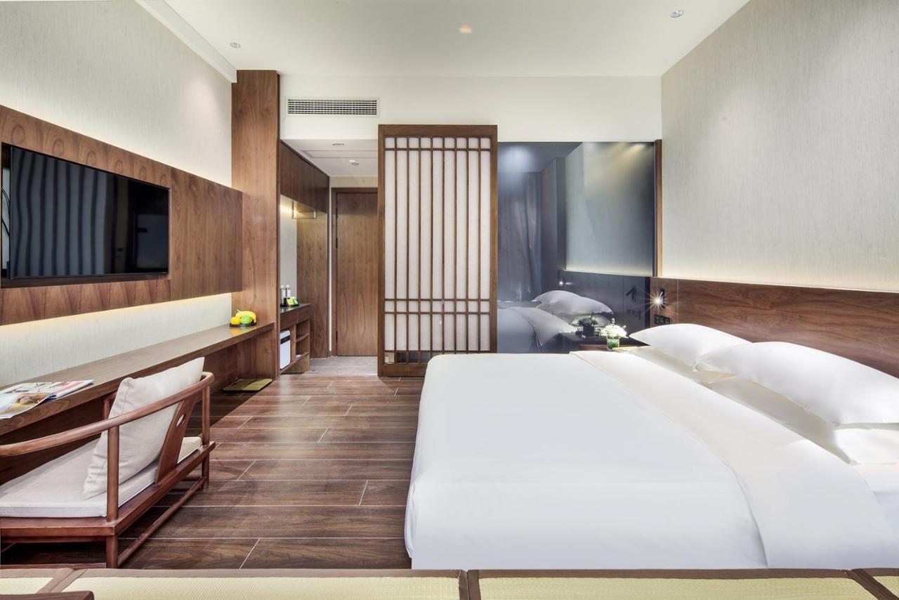 Riverside Wing Hotel Guilin Room photo